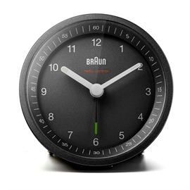 Braun BC07B-DCF Radiostyret Analogt Vækkeur, Sort